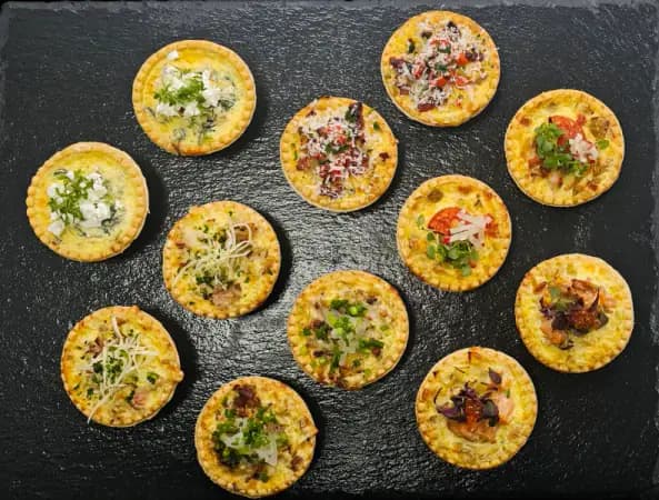 Produktbild von Mini Quiche 12 Stk   (6 Sorten)